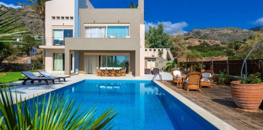 4 bedrooms Villa in Lasithi, Greece No. 24042