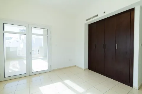 2 bedrooms Apartment in Dubai, UAE No. 8025 14