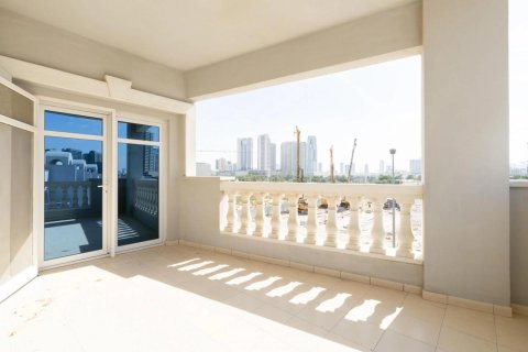 2 bedrooms Apartment in Dubai, UAE No. 8025 7