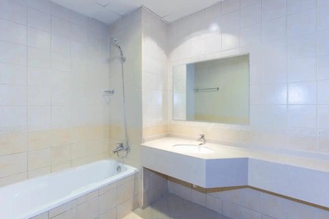 2 dormitorios Apartment en Dubai Sports City, UAE No. 8024 13