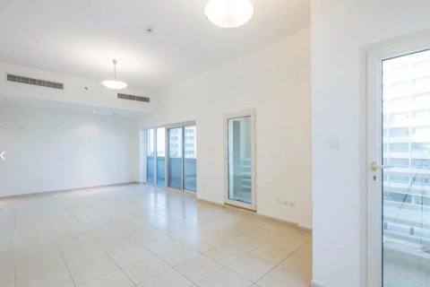 2 bedrooms Apartment in Dubai Sports City, UAE No. 8024 3