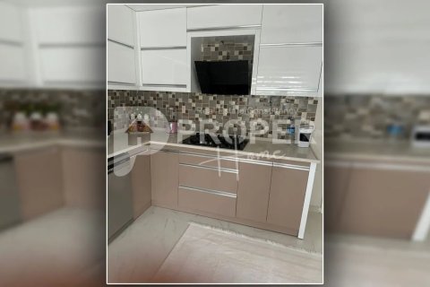 Квартира с 4 комнатами в Кемер, Турция №13342 12