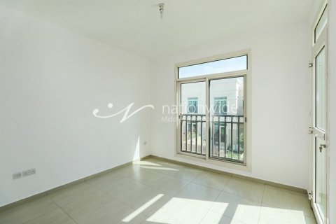 2 bedrooms Townhouse in Al Ghadeer, UAE No. 3293 9