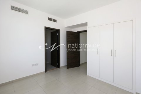 2 bedrooms Townhouse in Al Ghadeer, UAE No. 3293 5