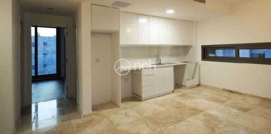 3 dormitorios Penthouse en Limassol, Cyprus No. 75002