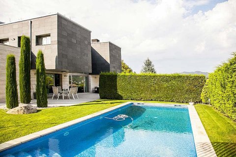 5 dormitorios House en Vallromanes, Spain No. 25267 2