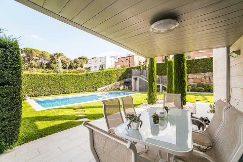 5 dormitorios House en Vallromanes, Spain No. 25267 6