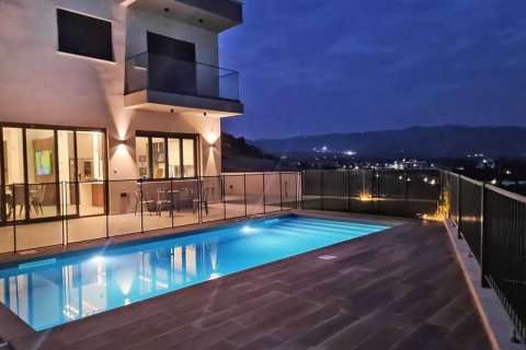 4 bedrooms Villa in Parekklisia, Cyprus No. 30496 1