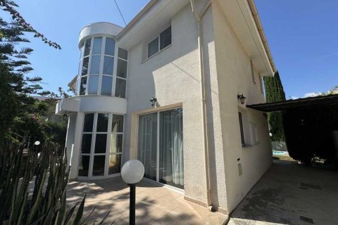 4 bedrooms House in Agios Athanasios, Cyprus No. 30247 16