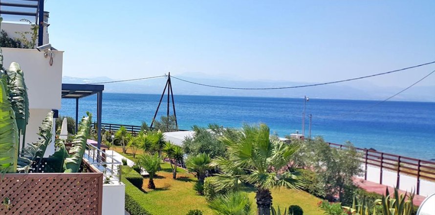 4 bedrooms Villa in Loutraki, Greece No. 59450