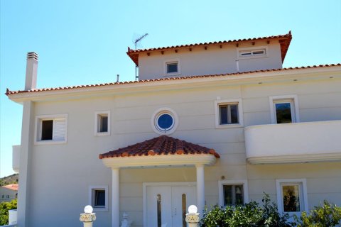 7 bedrooms Villa in Kalyvia Thorikou, Greece No. 59452 2