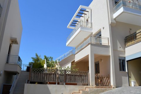 4 dormitorios Maisonette en Kalyvia Thorikou, Greece No. 59451 1