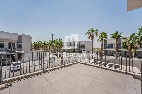 4 dormitorios Townhouse en District 7, UAE No. 7700 27