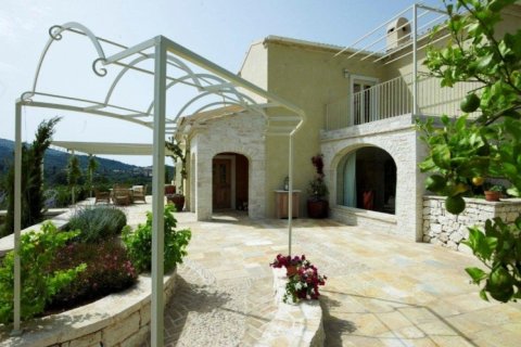 5 bedrooms Villa in Central Macedonia, Greece No. 48800 8