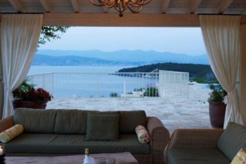 5 bedrooms Villa in Central Macedonia, Greece No. 48800 11