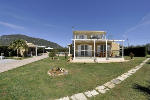 6 bedrooms Villa in Central Macedonia, Greece No. 48799 8