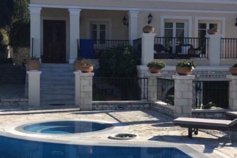 4 bedrooms Villa in Central Macedonia, Greece No. 48801 6