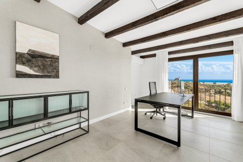 5 dormitorios Villa en Estepona, Spain No. 27582 8