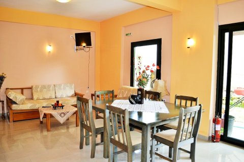 16 dormitorios Hotel en Chalkidiki, Greece No. 58825 4