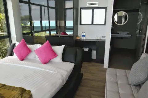 6 bedrooms Villa on the Chaweng Beach, Thailand No. 3024 15