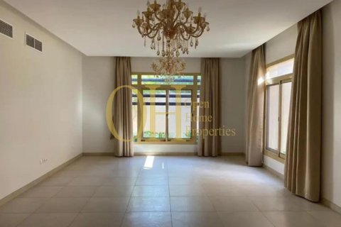 5 bedrooms Villa in Al Raha Golf Gardens, UAE No. 45282 3