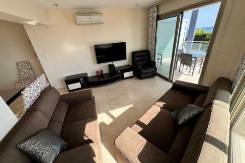 2 bedrooms Apartment in Limassol, Cyprus No. 70146 7