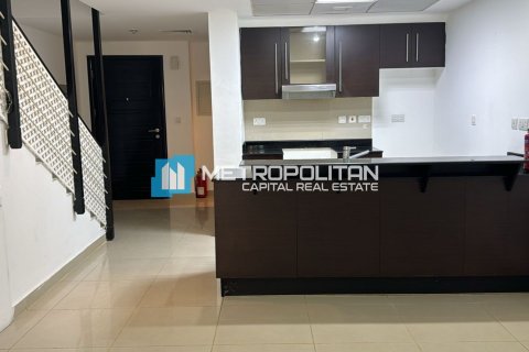 3 bedrooms Villa in Al Reef, UAE No. 9379 2