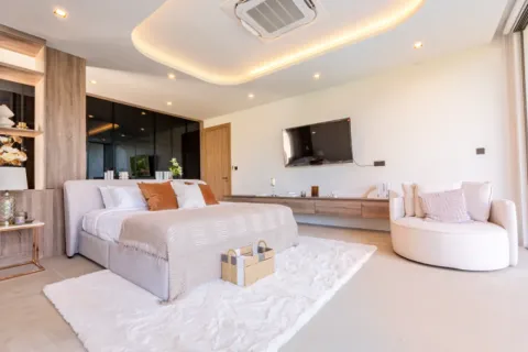 5 bedrooms Villa in Phuket, Thailand No. 3104 11