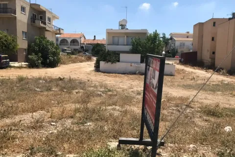 558m² Land en Paphos, Cyprus No. 36277 3