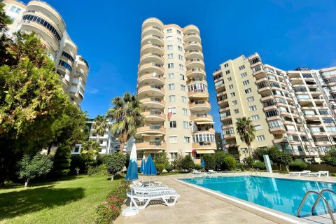 3+1 Penthouse in Mahmutlar, Turkey No. 16094 22