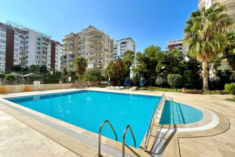 3+1 Penthouse in Mahmutlar, Turkey No. 16094 21