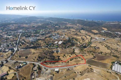 8060m² Land in Parekklisia, Cyprus No. 36330 3