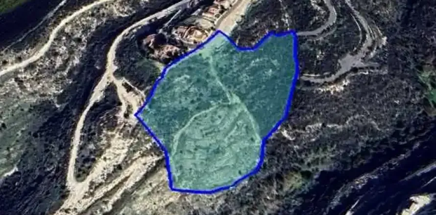 23746m² Land en Tsada, Cyprus No. 36015