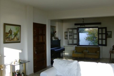 4 bedrooms Villa in Thessaloniki, Greece No. 50168 14