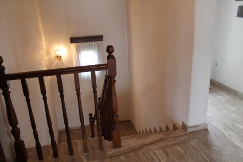 4 bedrooms Villa in Thessaloniki, Greece No. 50168 3