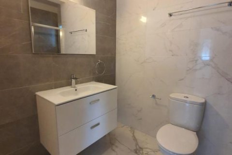 3 dormitorios Apartment en Limassol, Cyprus No. 51392 4