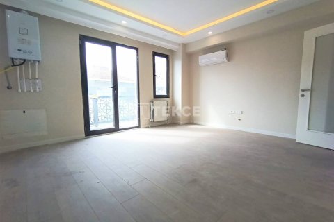 3+1 Apartment in Istanbul, Turkey No. 11638 5