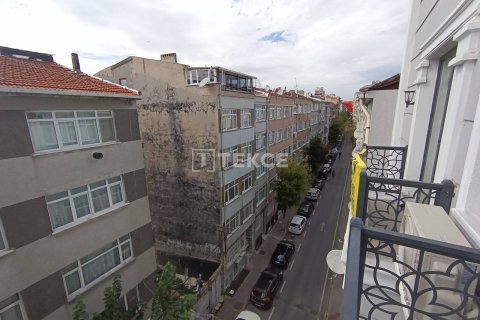 3+1 Apartment in Istanbul, Turkey No. 11638 17