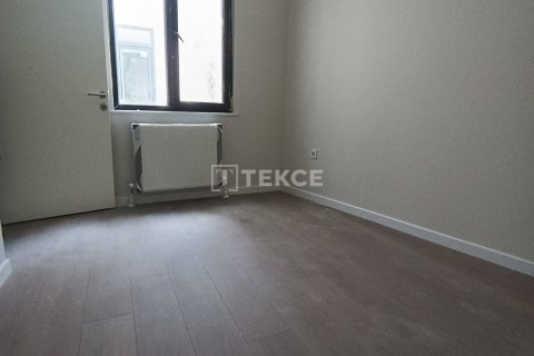 3+1 Apartment in Istanbul, Turkey No. 11638 13