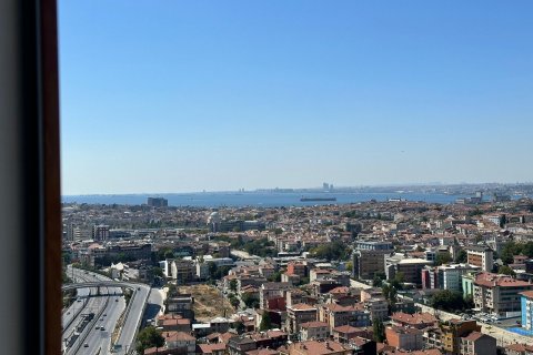 3+1 Apartment en Istanbul, Turkey No. 15536 1