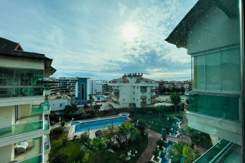 5+1 Apartment in Oba, Turkey No. 12351 1