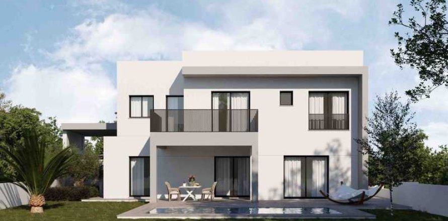 4 bedrooms House in Agios Athanasios, Cyprus No. 30489