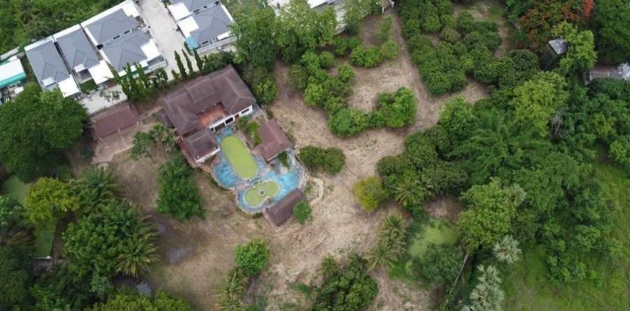 20 bedrooms Land in Chiang Mai, Thailand No. 1316