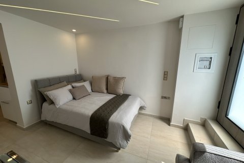 2 bedrooms Apartment in Piraeus, Greece No. 54548 17