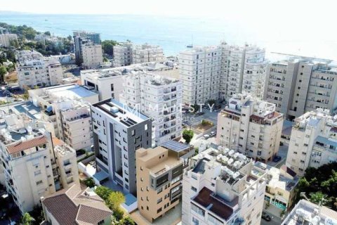 2 dormitorios Apartment en Limassol, Cyprus No. 66004 13