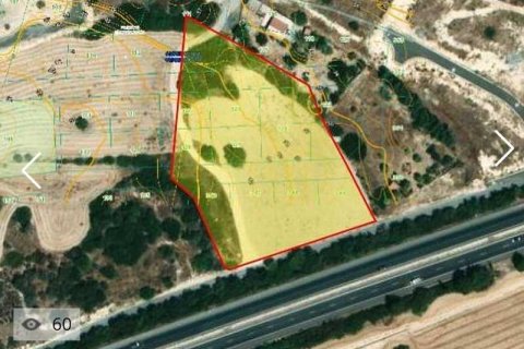 8731m² Land en Agios Tychonas, Cyprus No. 66007 1