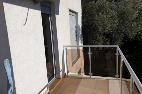 2 chambres Appartement à Budva, Montenegro No. 66833 11