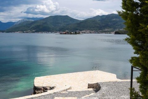 5 dormitorios House en Tivat, Montenegro No. 66835 5