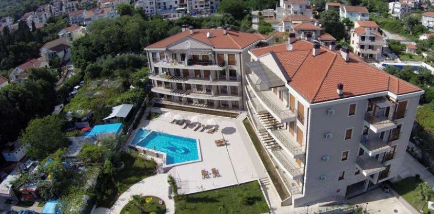 2 chambres Appartement à Herceg Novi, Montenegro No. 66838