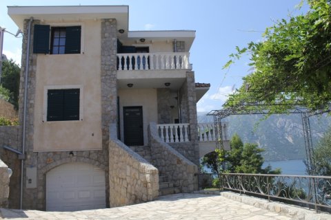 4 chambres House à Kotor, Montenegro No. 66834 6